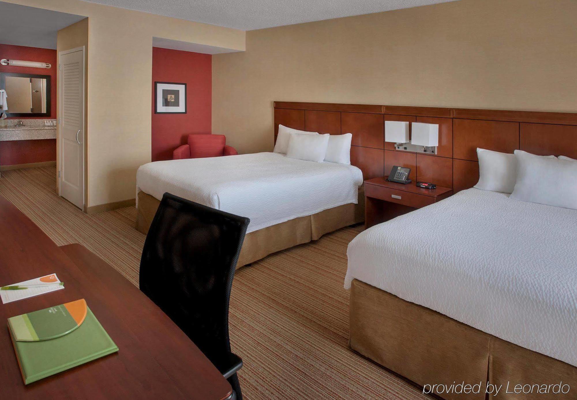 Courtyard By Marriott Jersey City Newport Eksteriør bilde